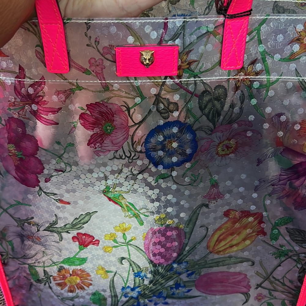 Gorge Gucci Vinyl floral printed Flora tote bag with pink leather trim/handles - Picture 9 of 12